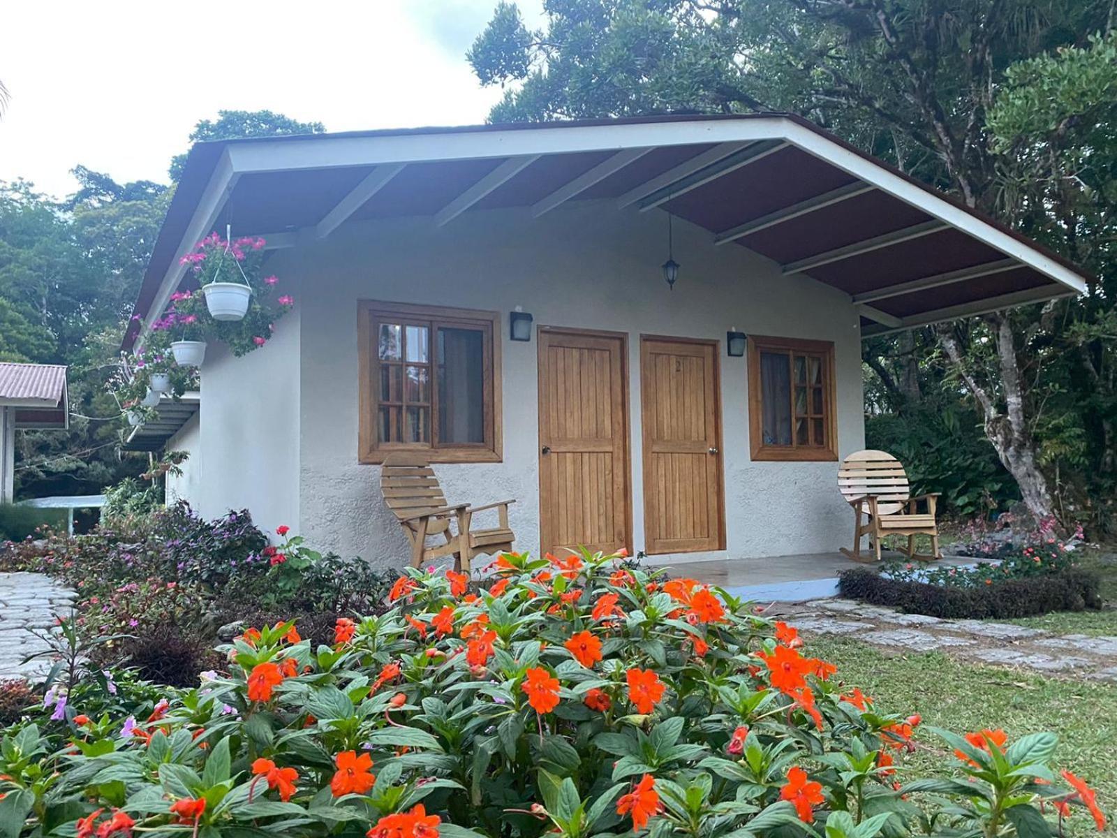 Hotel Dos Rios Volcán Zewnętrze zdjęcie